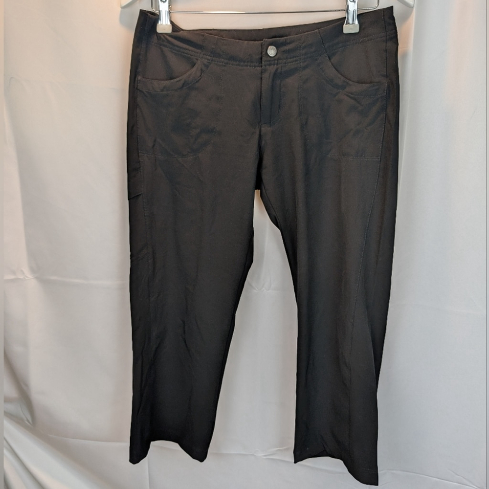 Patagonia Black Women's Capri Pants Size 4 In EUC